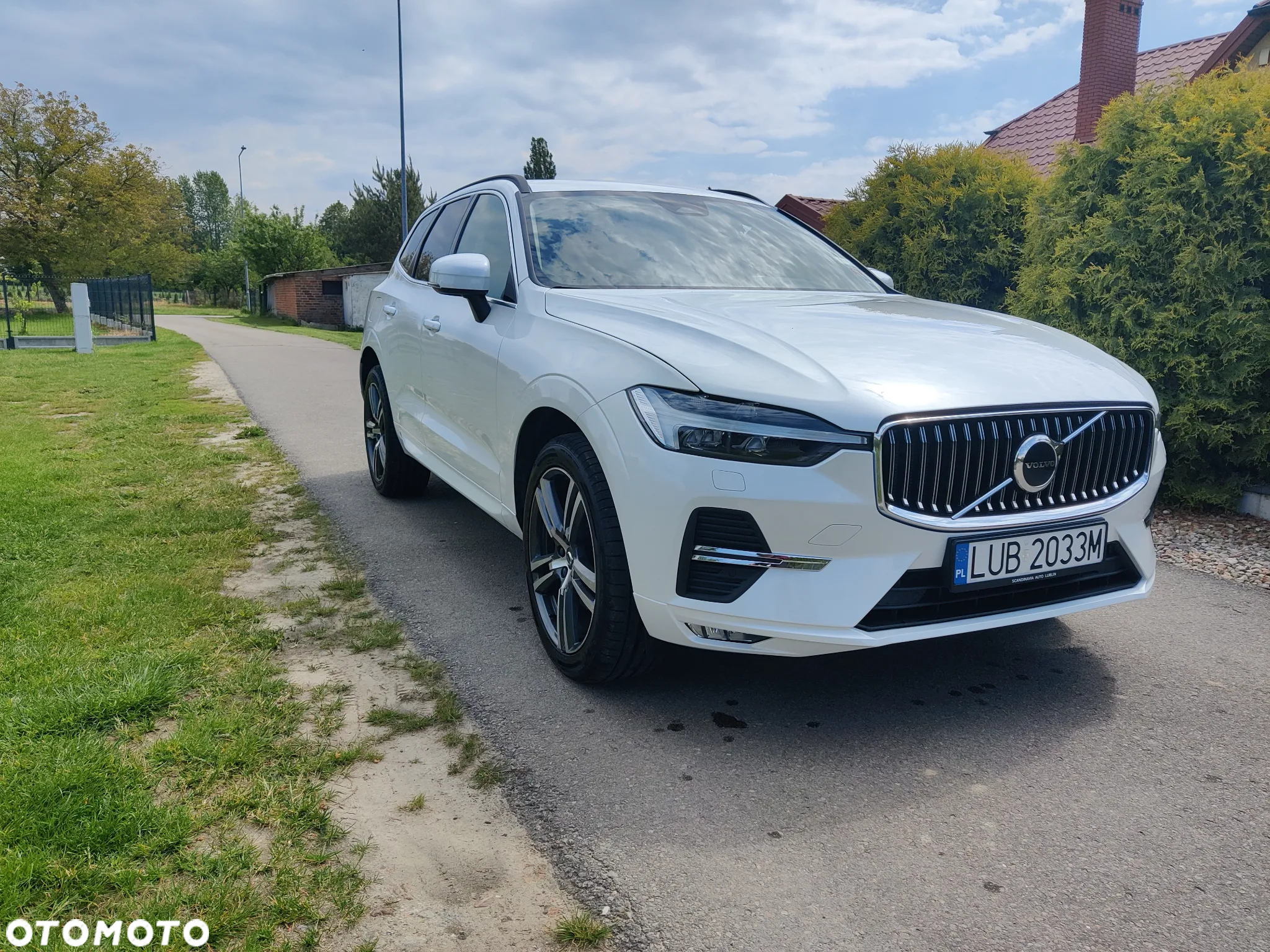 Volvo XC 60 B5 B AWD Momentum Pro - 4