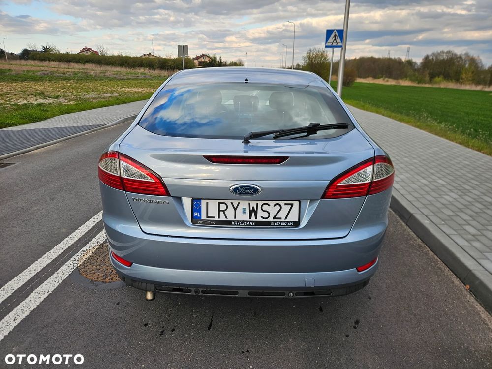 Ford Mondeo 2.0 Ghia Executive - 8