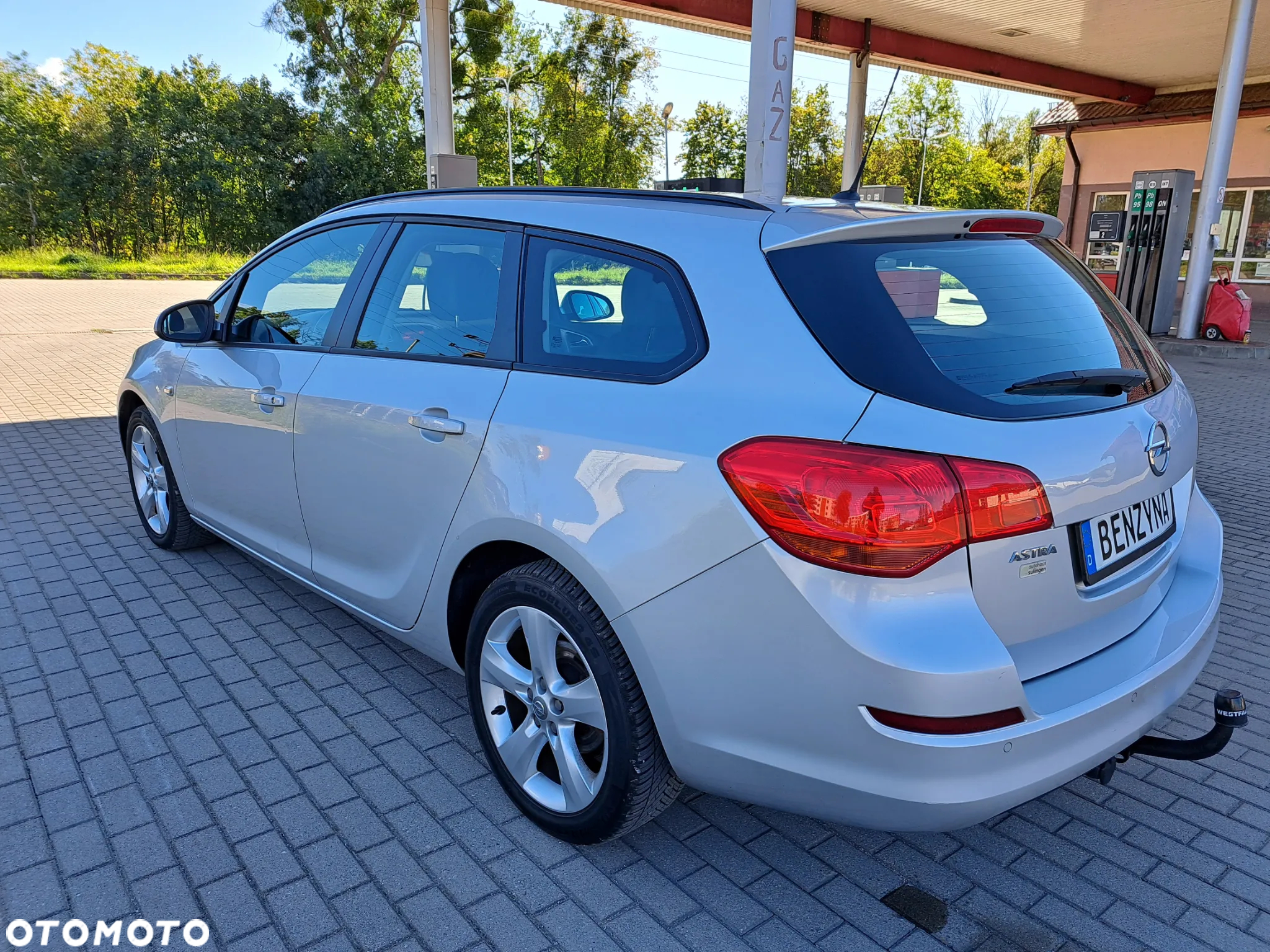 Opel Astra 1.6 Sports Tourer - 9
