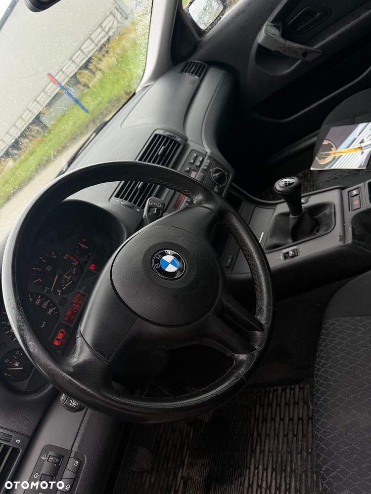 BMW Seria 3 316ti - 7