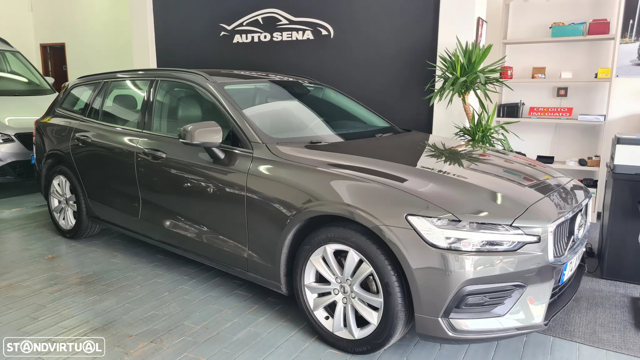 Volvo V60 2.0 D3 Momentum - 11