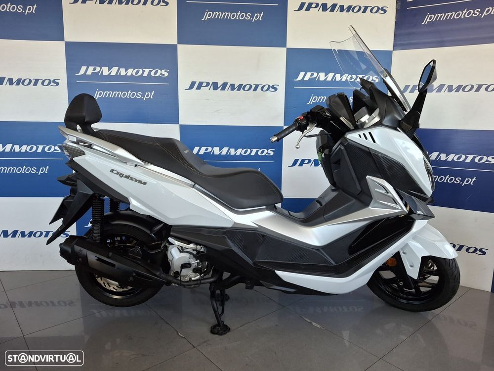 Sym Cruisym 125 ABS ( carta de carro ) - 3
