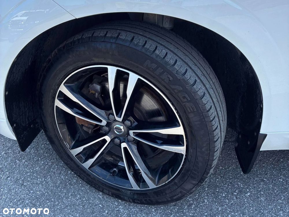 Volvo XC 60 T6 AWD Momentum - 13
