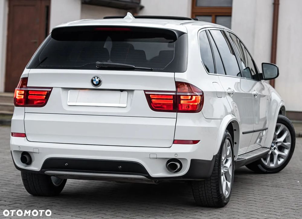 BMW X5 xDrive35i Edition Exclusive - 12