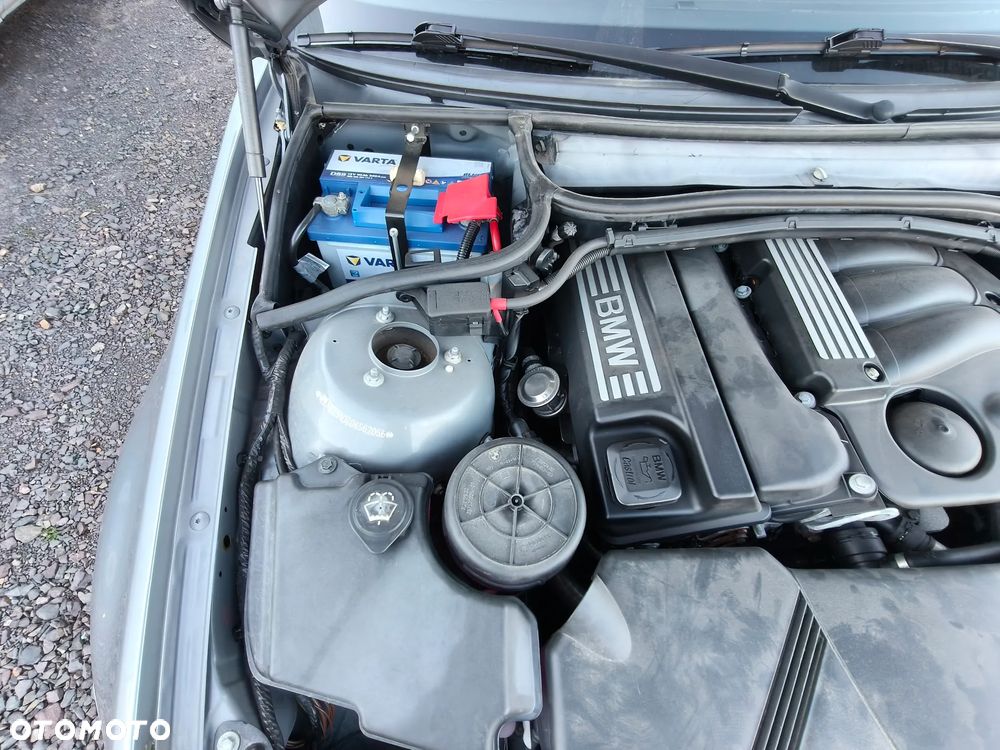 BMW Seria 3 316ti - 21
