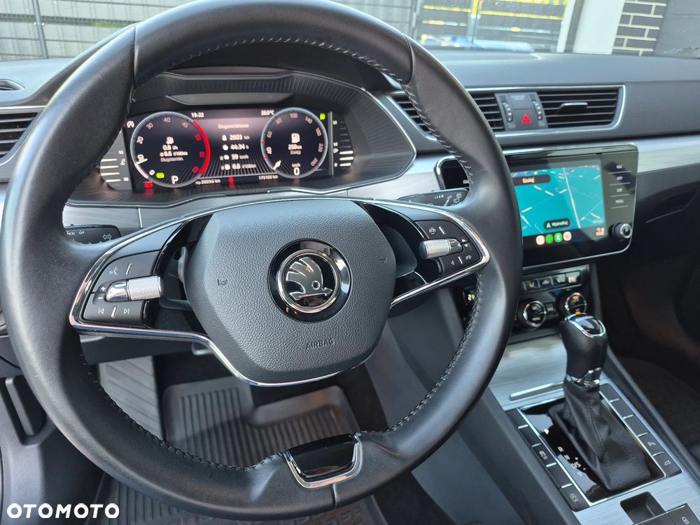 Skoda Superb 2.0 TDI SCR Ambition DSG - 20