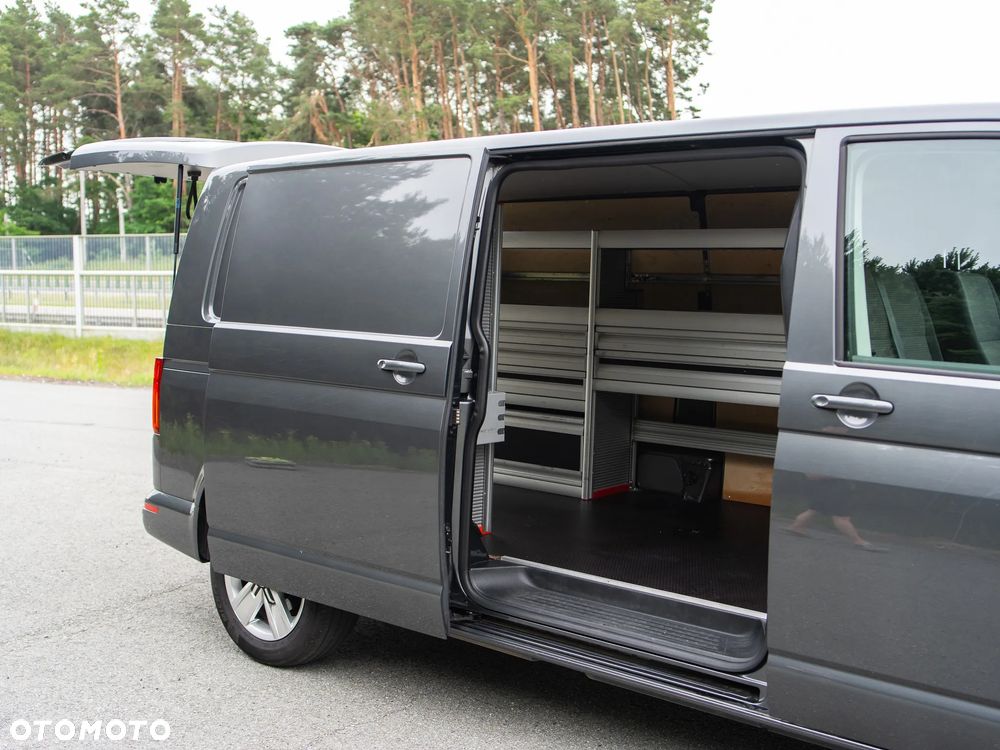 Volkswagen T6.1 - 25