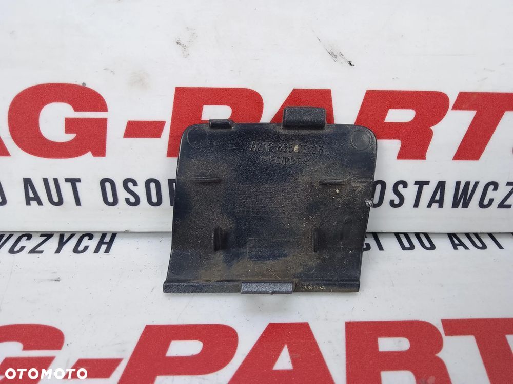 zaślepka haka tył zderzaka tylnego mercedes w212 sedan lift a2128850726 - 2