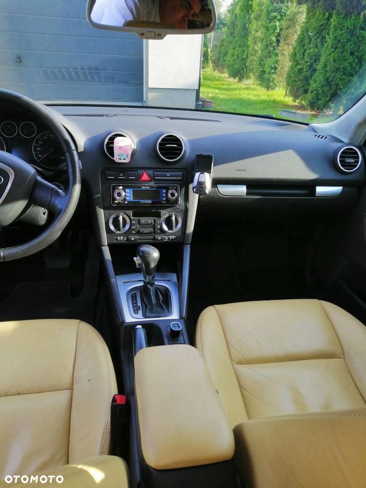 Audi A3 Sportback 2.0 TDI Ambiente S tronic - 2