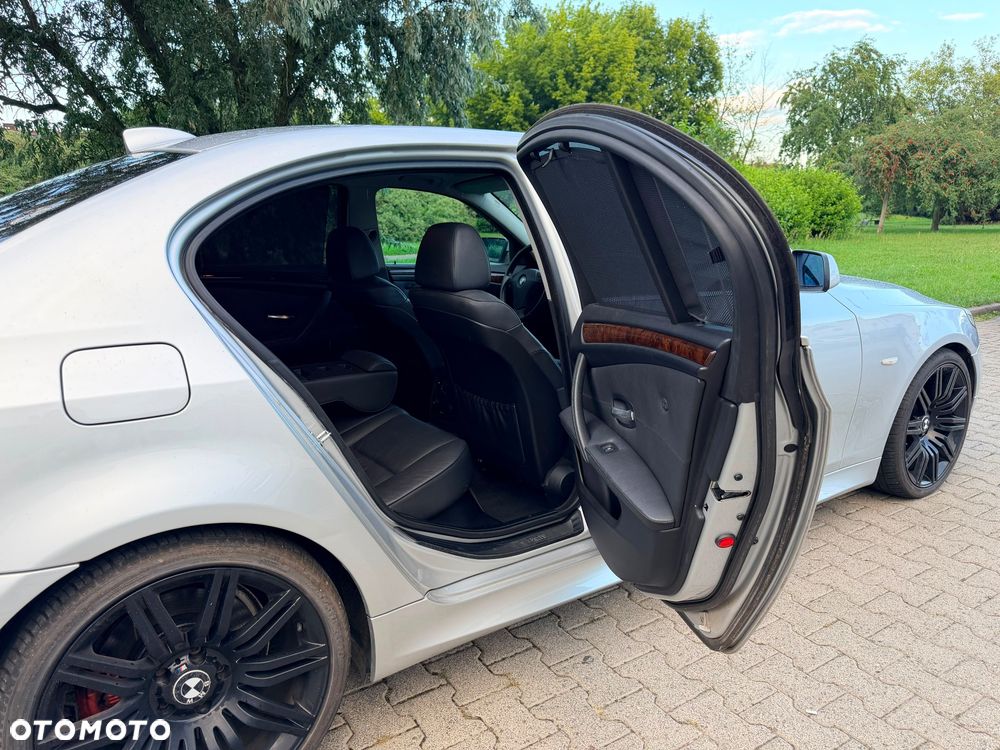 BMW Seria 5 525i - 17