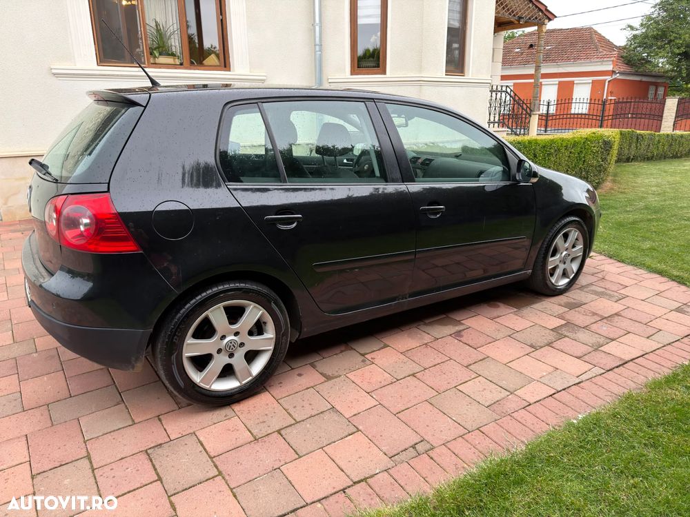Volkswagen Golf 2.0 TDI Comfortline DSG - 3