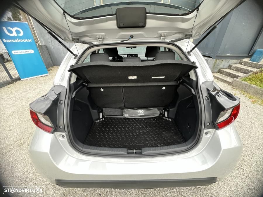 Toyota Yaris 1.5 HDF Comfort Plus - 38