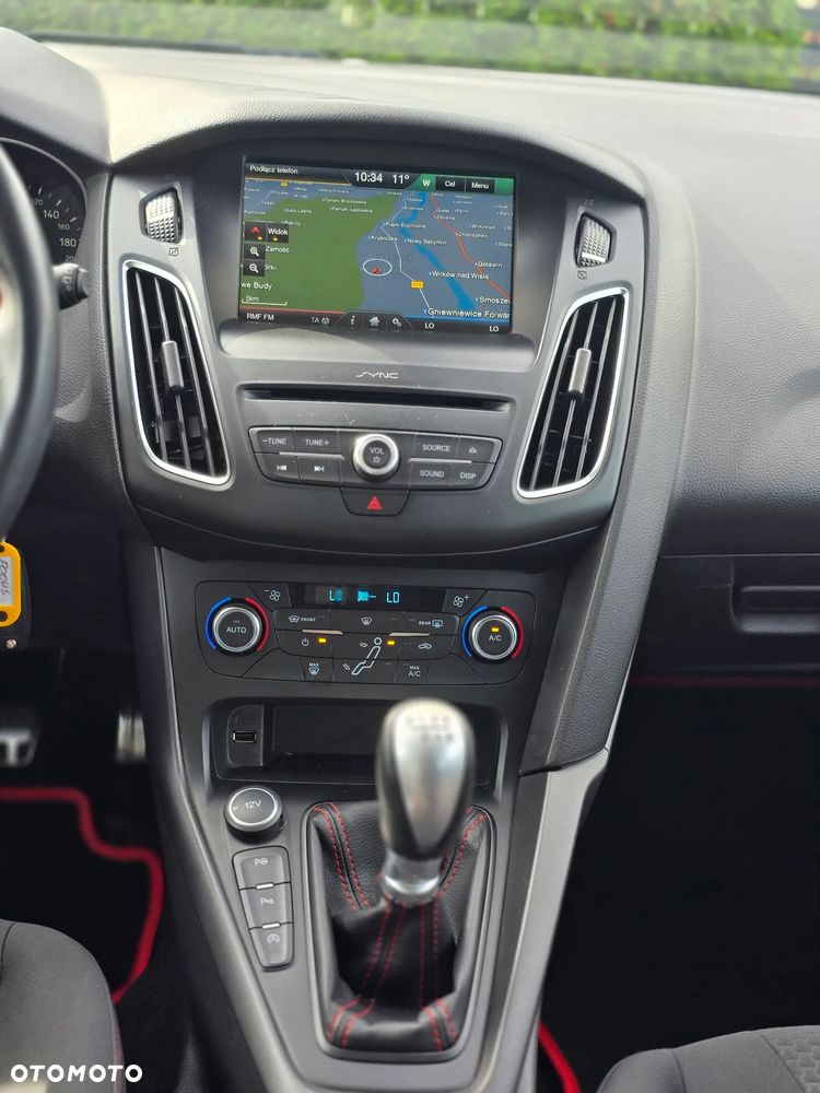 Ford Focus 1.5 EcoBoost STart-Stopp-System ST-LINE - 7