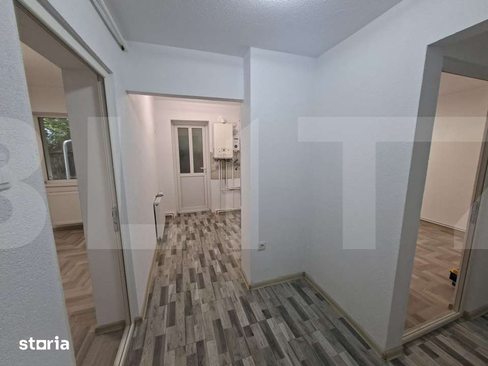 Apartament cu 3 camere, decomandate, recent renovat, Targu Secuiesc — fotografia 1