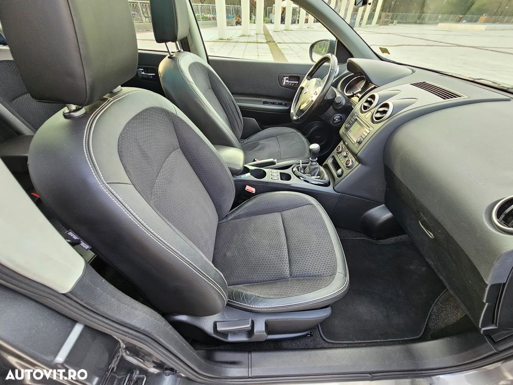 Nissan Qashqai 1.6 DCI TEKNA - 8