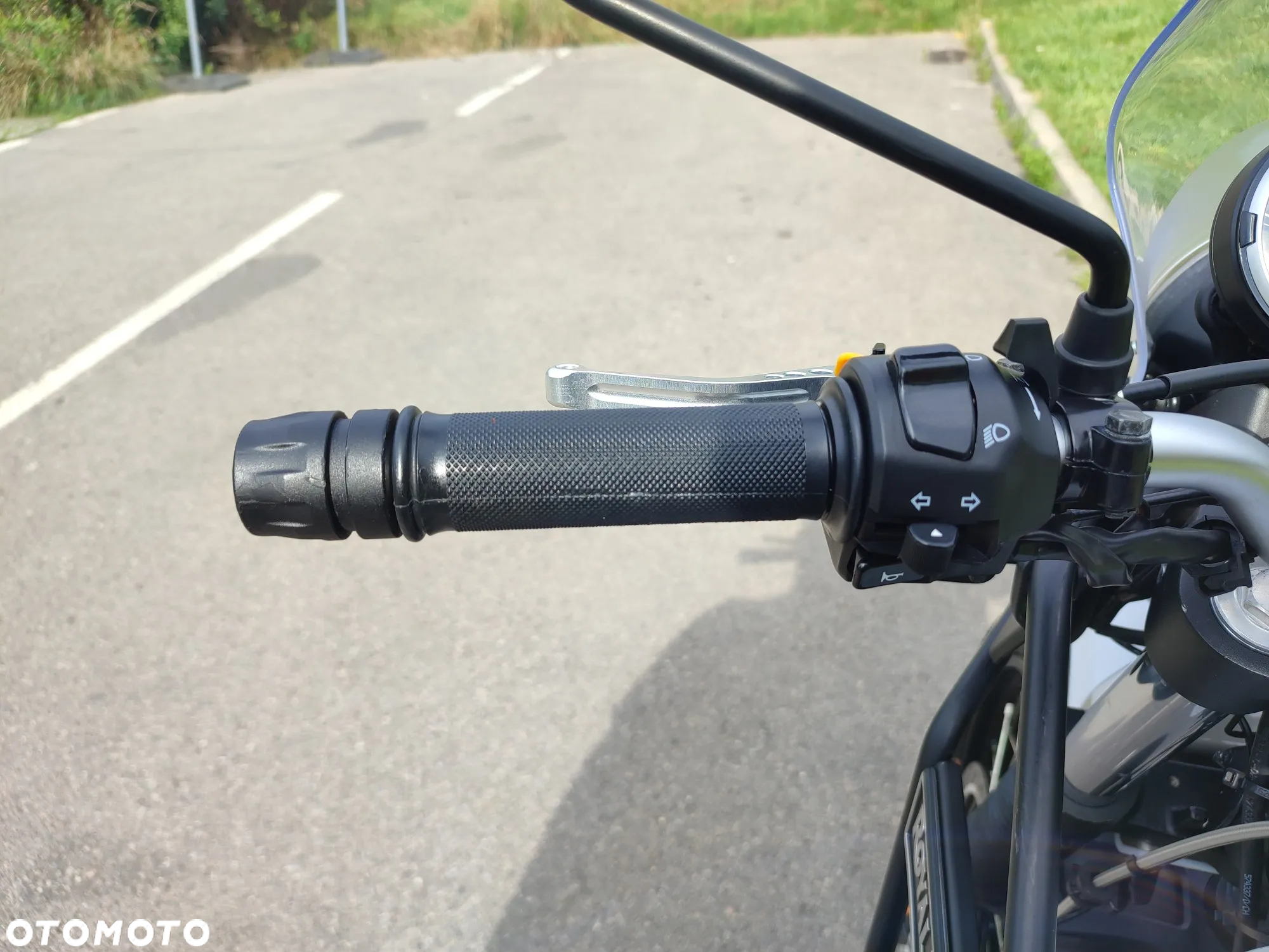 Royal Enfield Himalayan - 9