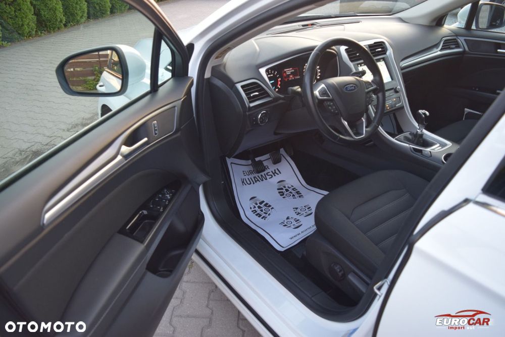 Ford Mondeo 2.0 TDCi Titanium - 12