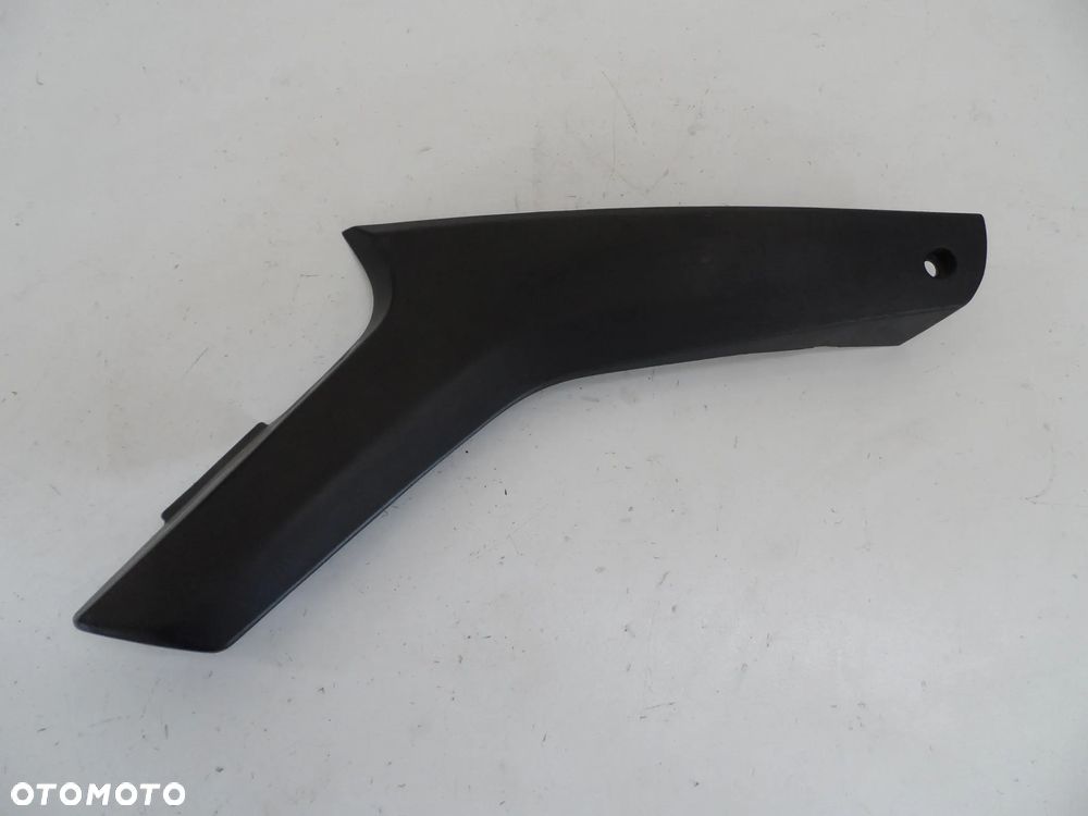 SUZUKI DL 650 osłona plastikowa P,L - 4