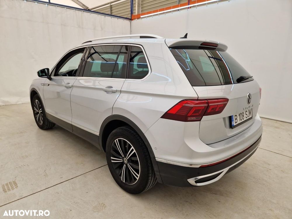 Volkswagen Tiguan 2.0 TDI SCR DSG 4Motion Elegance - 4