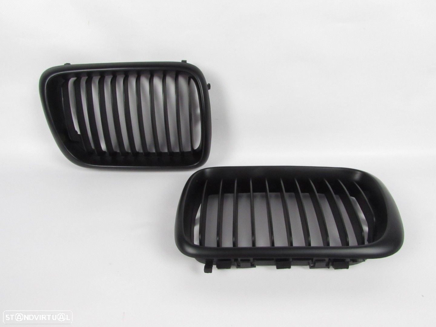 Grelhas Frente Novo/ ABS BMW 3 (E36) - 2