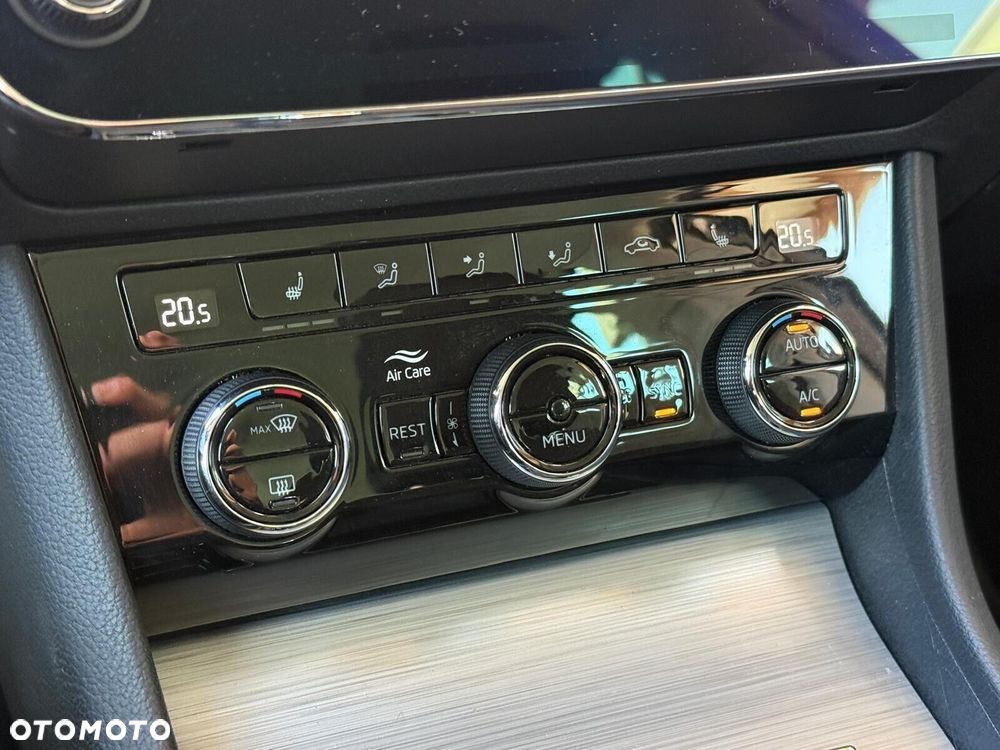 Skoda Superb 2.0 TSI Ambition DSG - 29