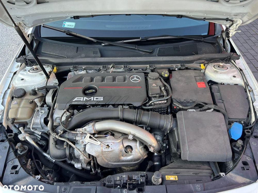 Mercedes-Benz Klasa A 35 AMG 4-Matic 7G-DCT - 32