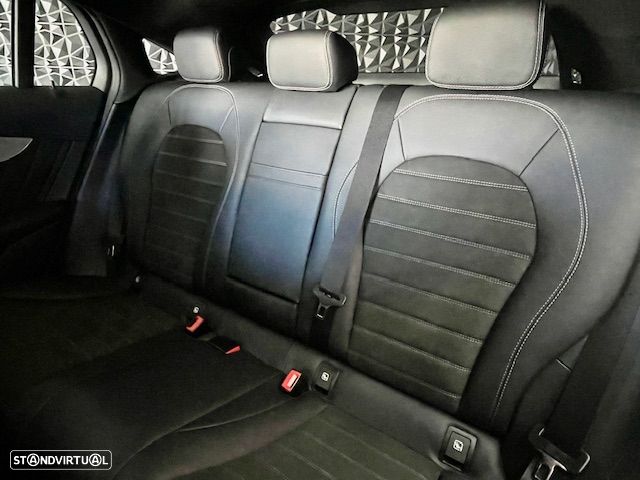 Mercedes-Benz GLC 300 de Coupe 4Matic 9G-TRONIC AMG Line Plus - 22