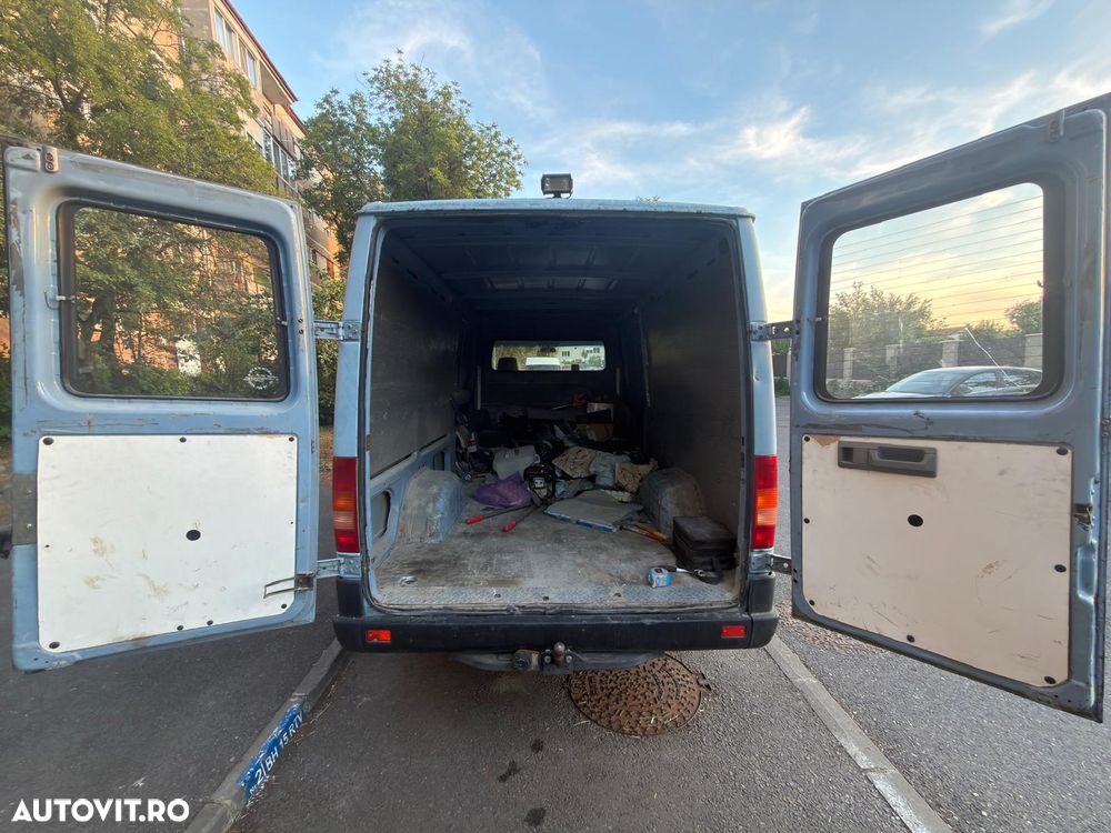 Volkswagen 2DX0AE/ LT35 - 6