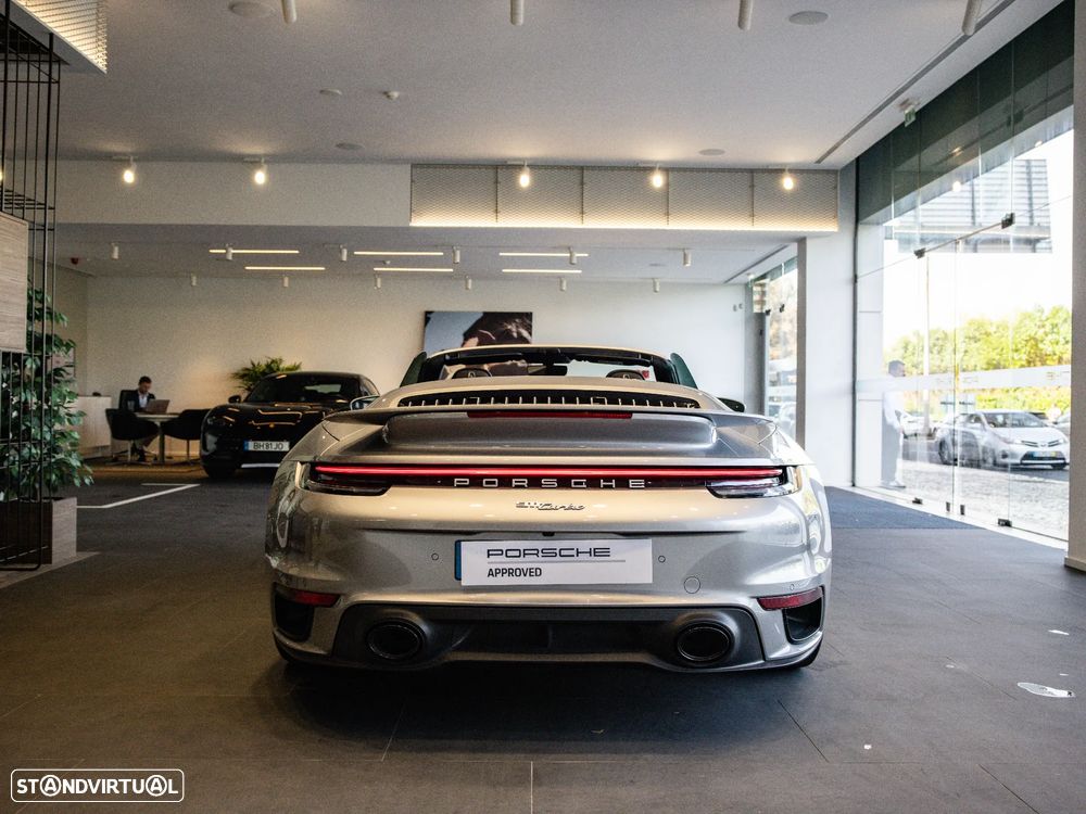 Porsche 911 (992) Turbo PDK - 8