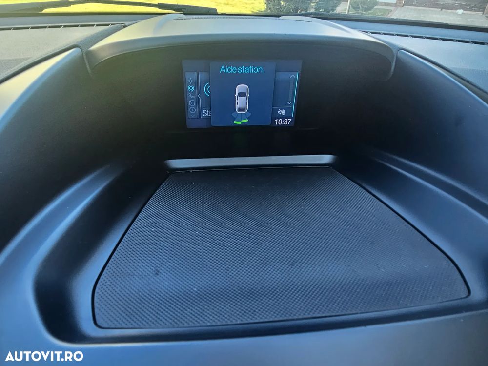 Ford Kuga 2.0 TDCi 4WD Powershift Titanium - 11