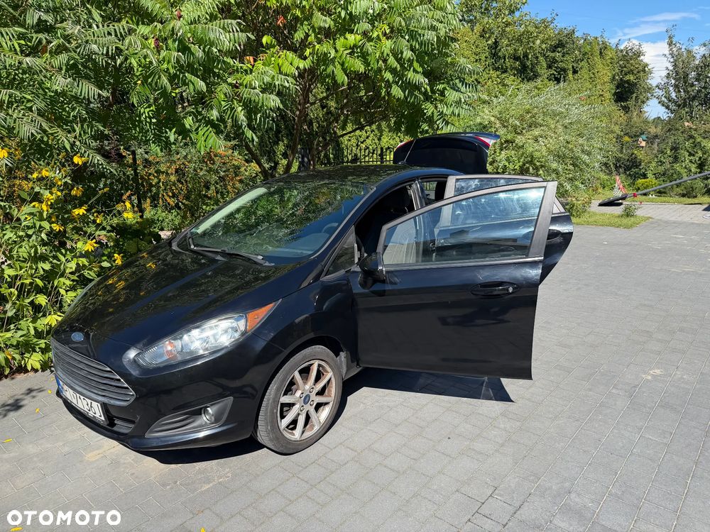 Ford Fiesta - 16