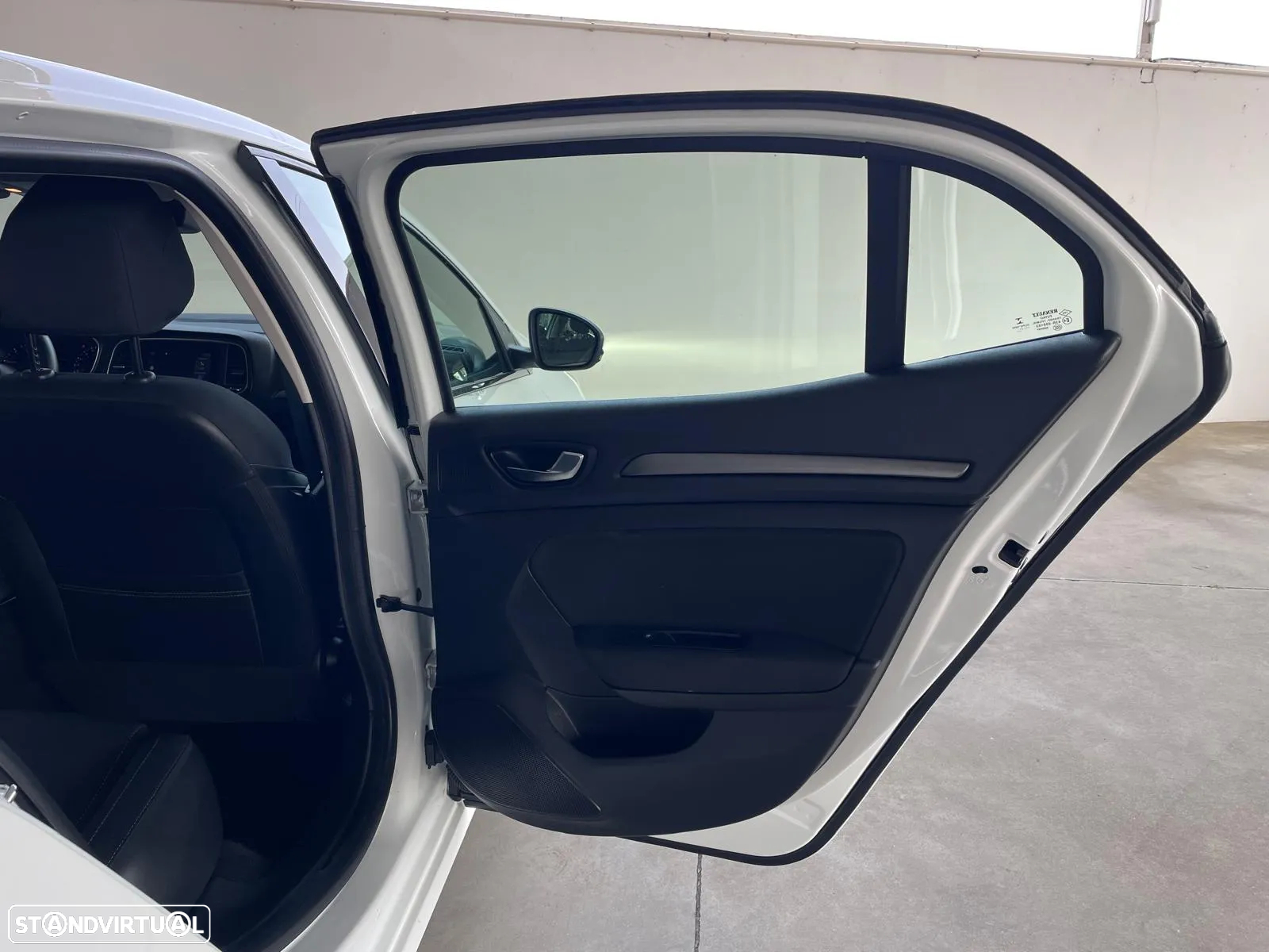 Renault Mégane 1.5 Blue dCi Limited EDC - 38