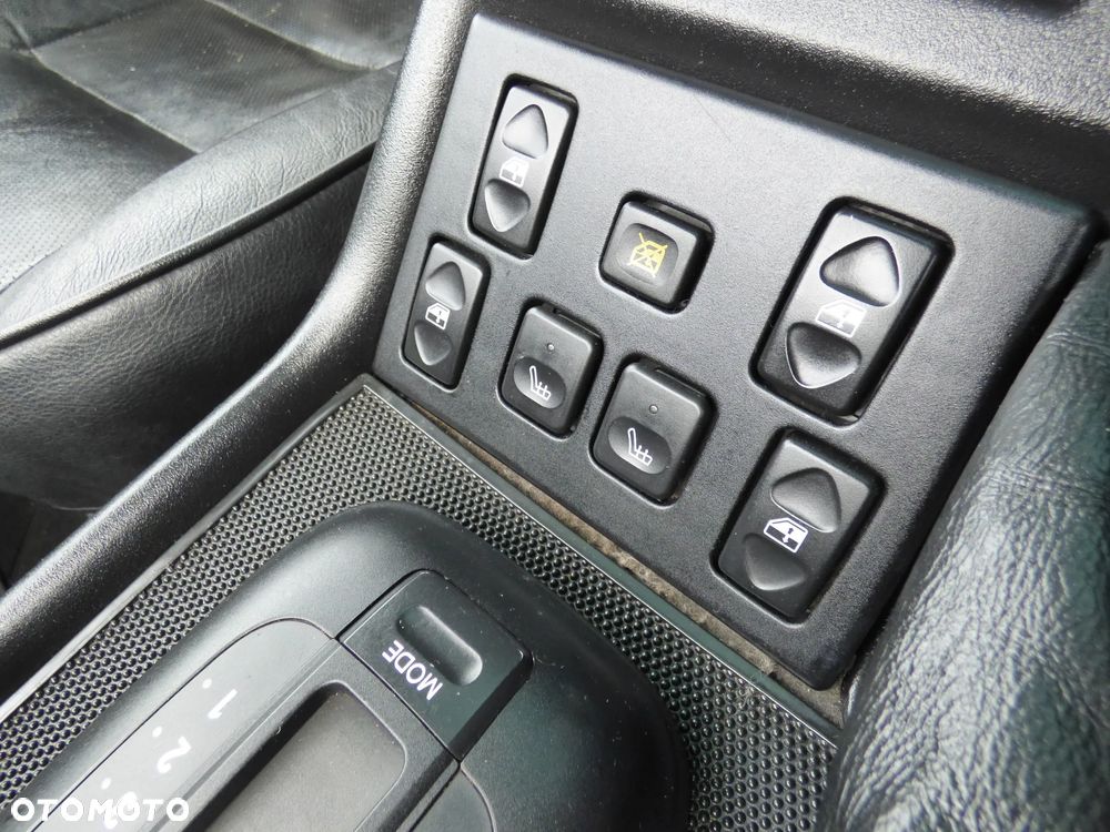 Land Rover Discovery - 20