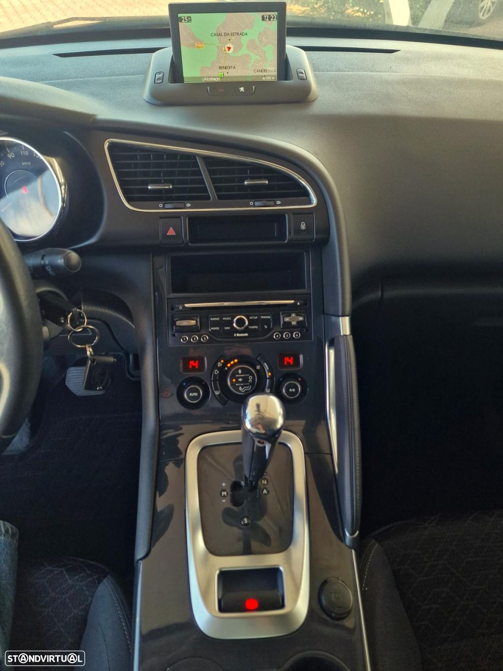 Peugeot 3008 1.6 e-HDi SE Style 2-Tronic - 15
