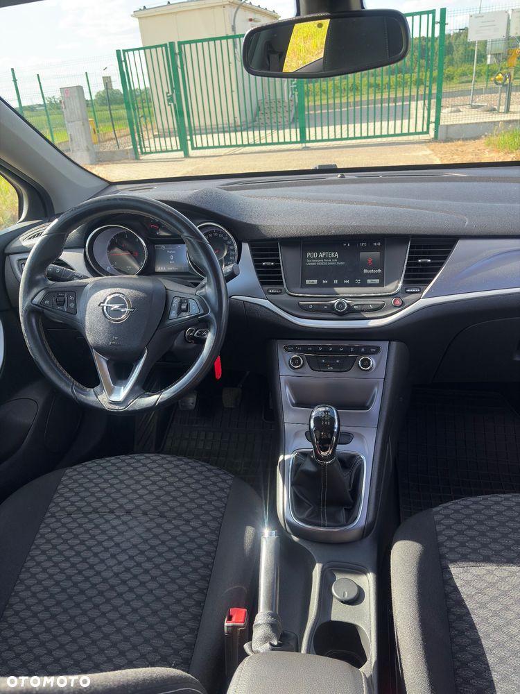 Opel Astra 1.6 CDTI Cosmo - 21