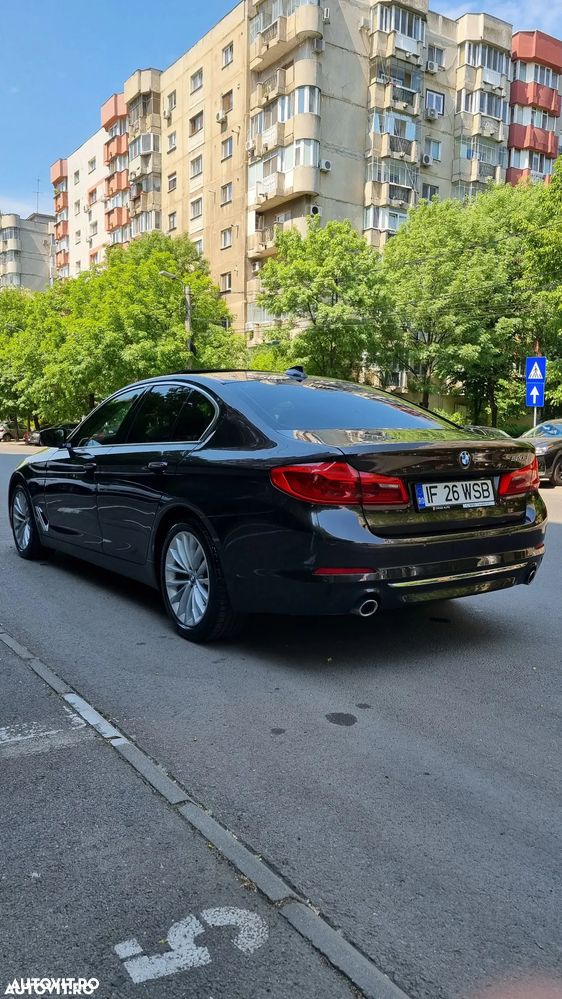 BMW Seria 5 520d Aut. Luxury Line - 14
