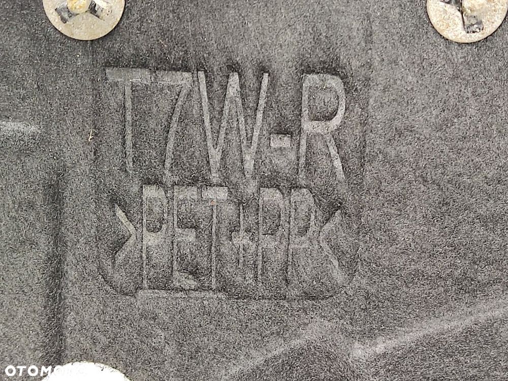 HONDA HR-V 1.5i 15-18r Nadkole Przód Prawy - 8