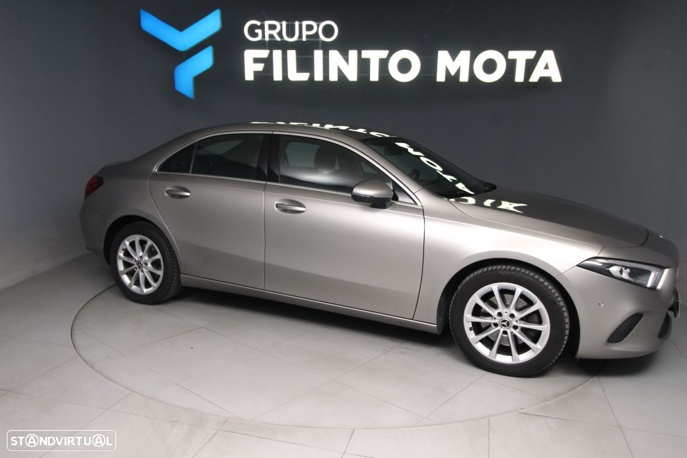 Mercedes-Benz A 200 Limousine Progressive Aut. - 9