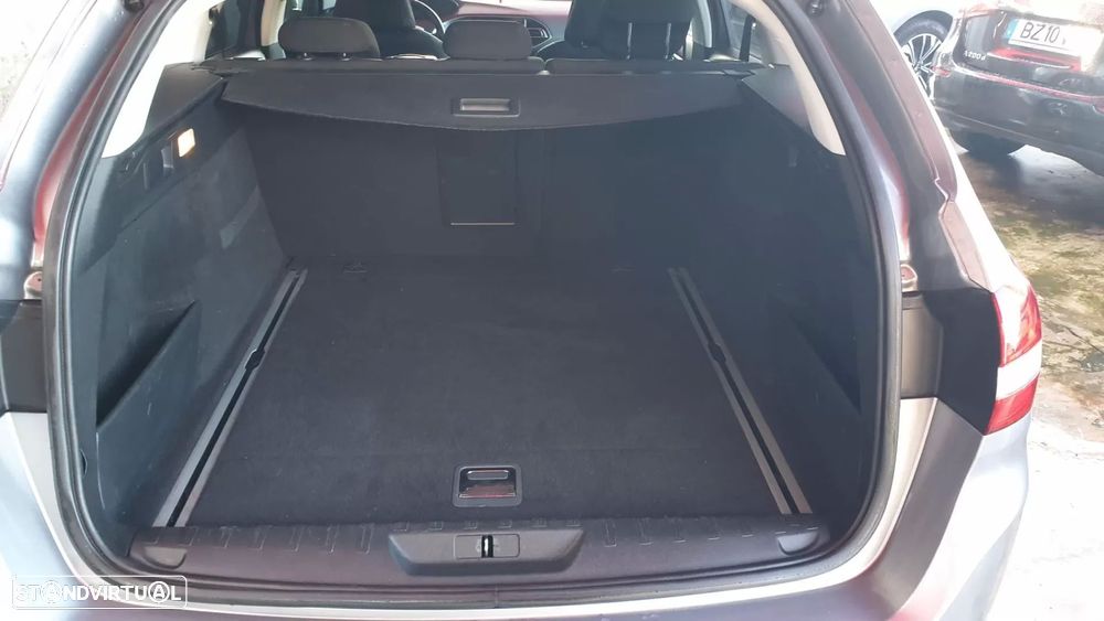 Peugeot 308 SW 1.6 BlueHDi Allure - 15