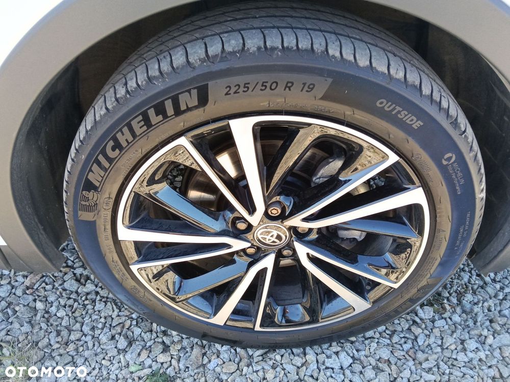 Toyota C-HR - 10