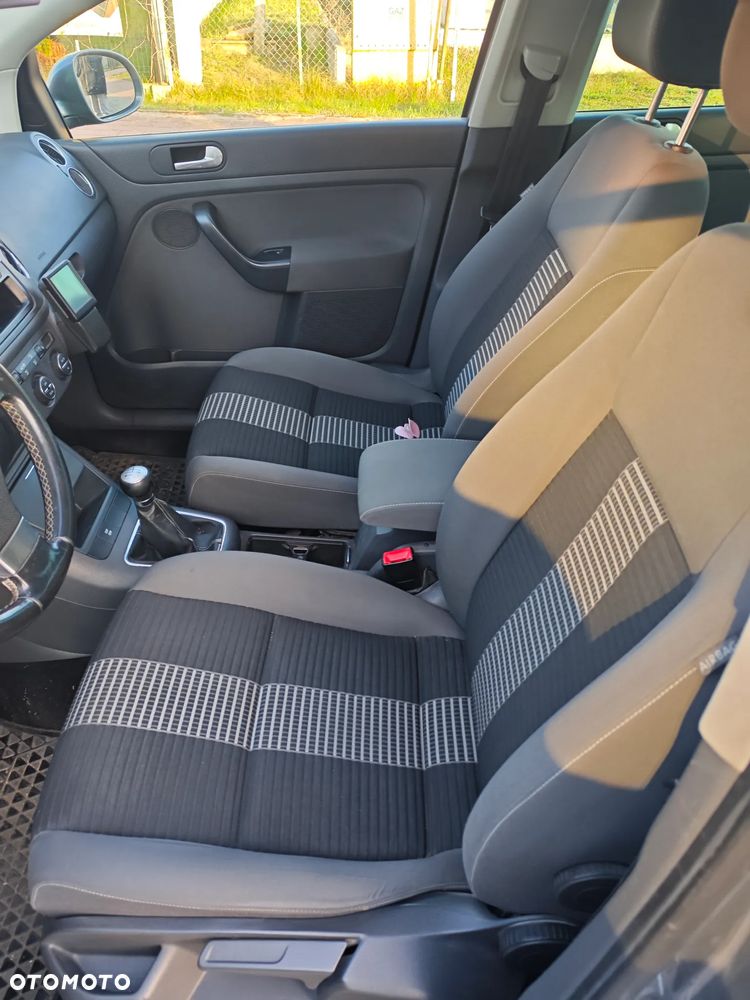 Volkswagen Golf Plus 1.9 TDI DPF United - 19