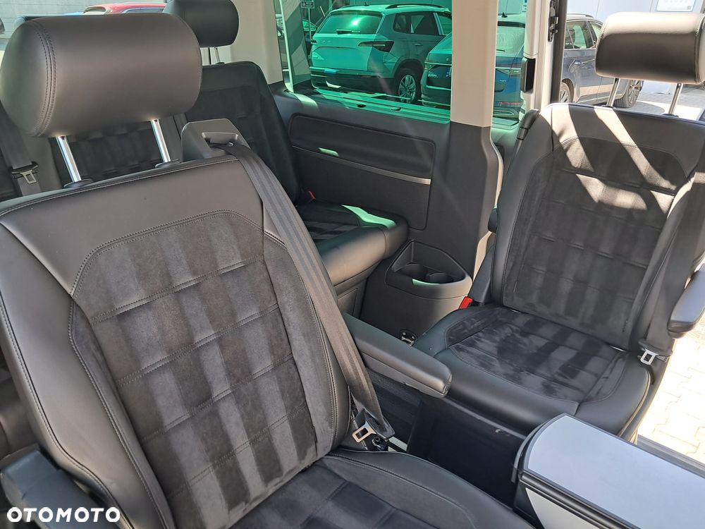 Volkswagen Multivan - 15