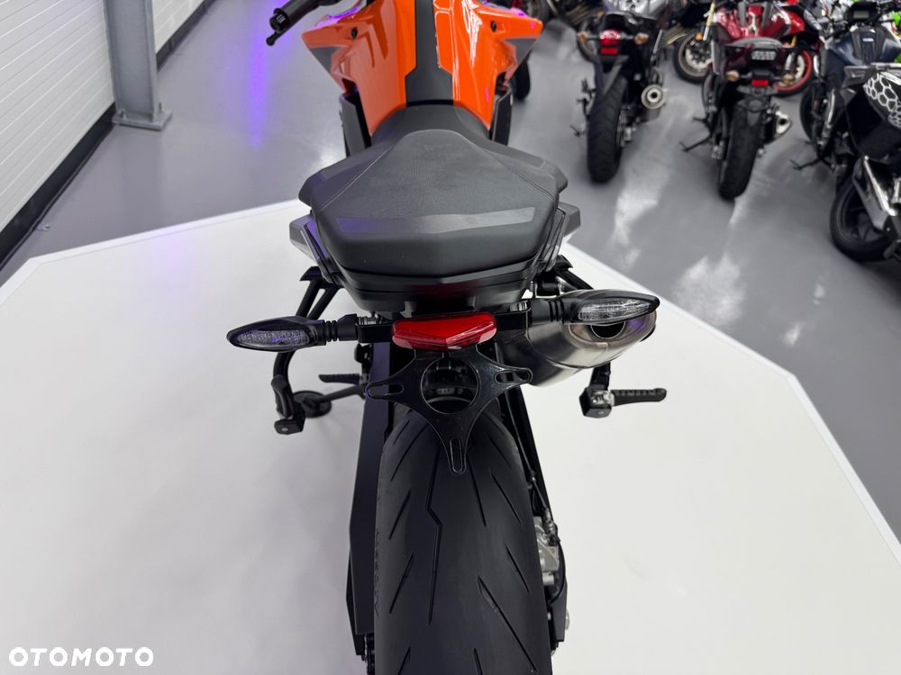 KTM Duke - 19