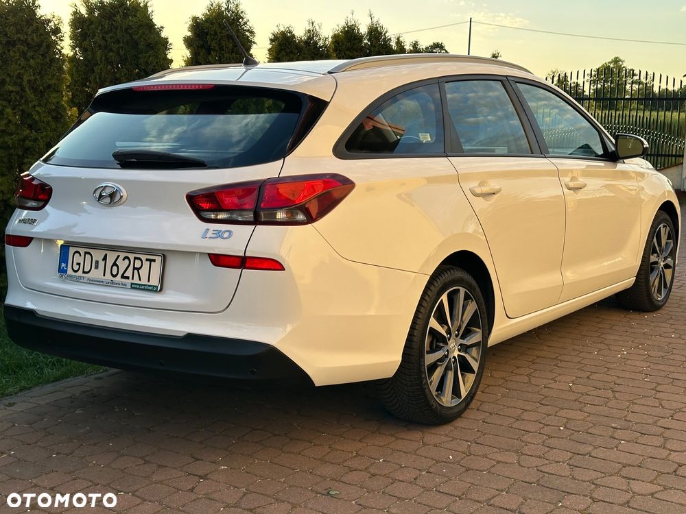 Hyundai i30 1.4 Classic + - 7