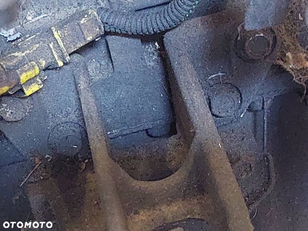 SILNIK DIESEL + POMPA WTRYSKI TURBO SUZUKI GRAND VITARA I 2.0 TD RF - 9