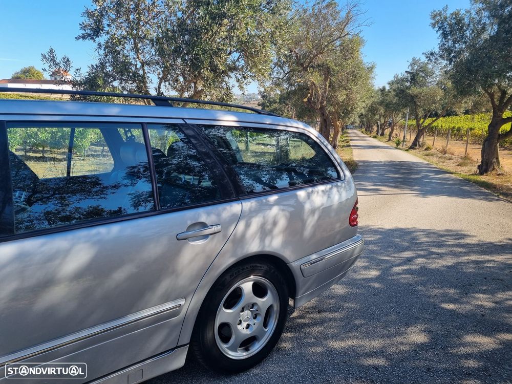 Mercedes-Benz E 200 Kompressor Classic - 11