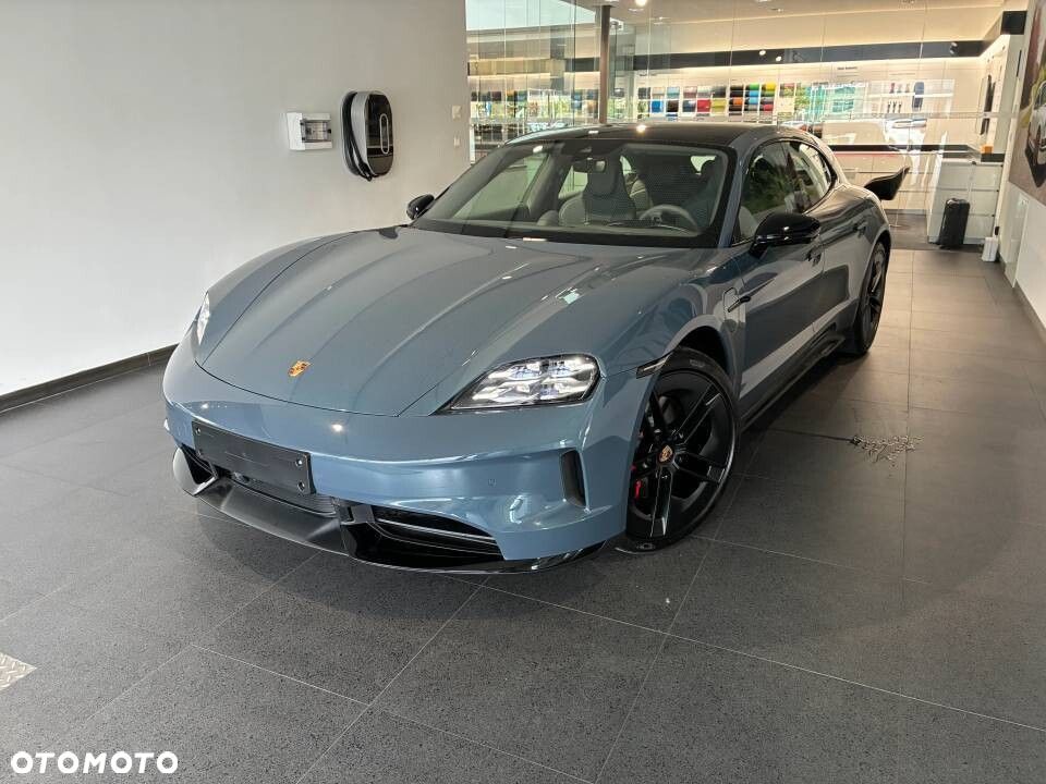 Porsche Taycan - 2