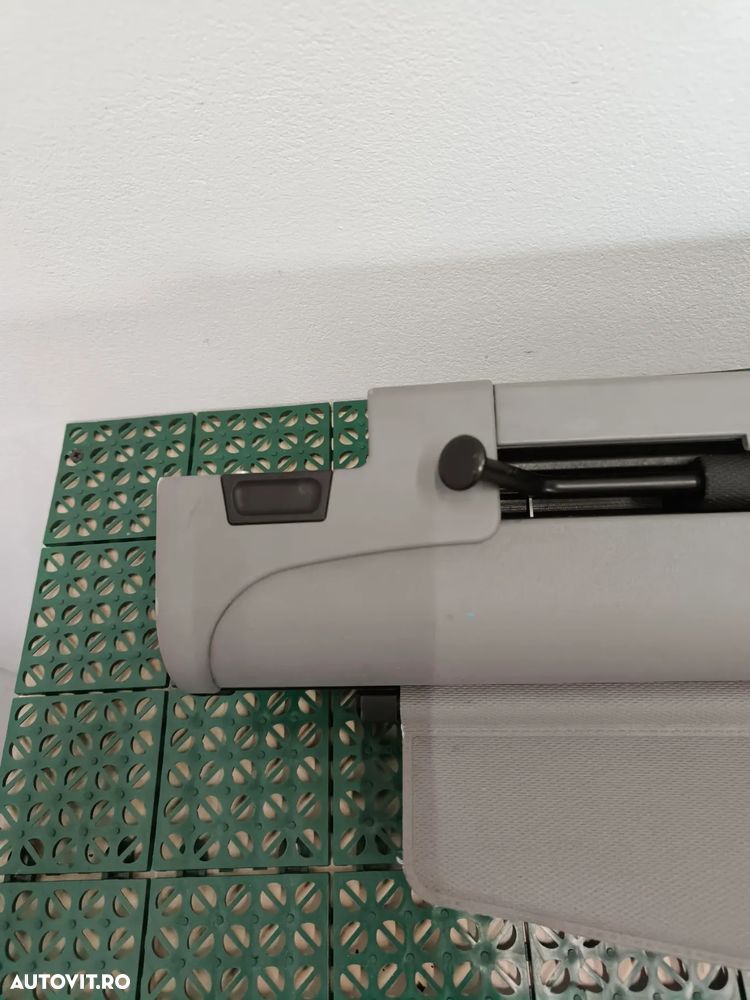 Rulou portbagaj BMW X3 E83 cu despartitor animale - 4