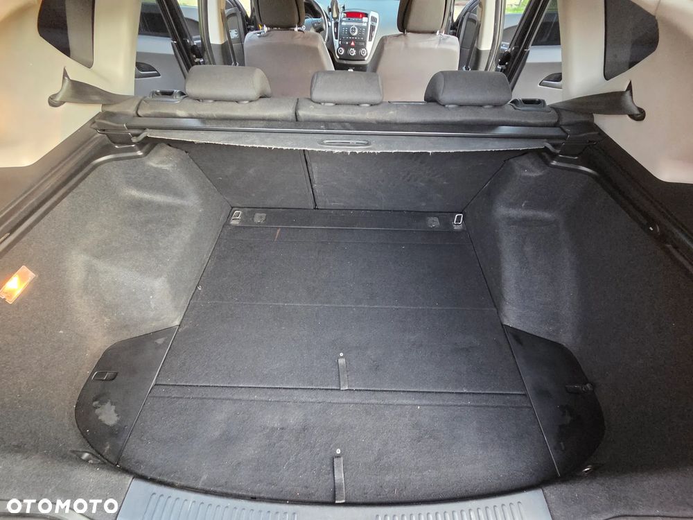 Kia Ceed - 5
