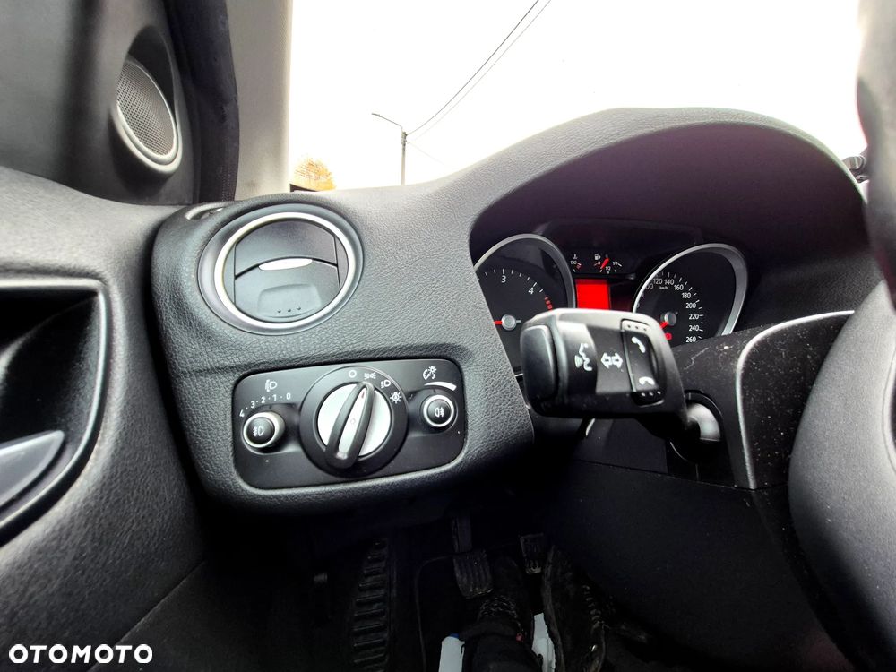 Ford Mondeo 2.0 TDCi Titanium - 26